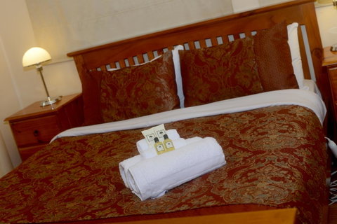 Edinburgh Gallery Bed & Breakfast - Accommodation Brunswick Heads 20
