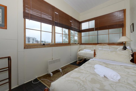 Edinburgh Gallery Bed & Breakfast - Accommodation Brunswick Heads 37