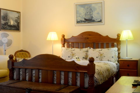 Edinburgh Gallery Bed & Breakfast - Accommodation Brunswick Heads 43
