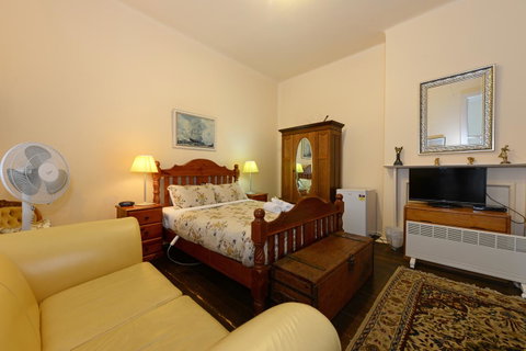 Edinburgh Gallery Bed & Breakfast - Accommodation Brunswick Heads 41