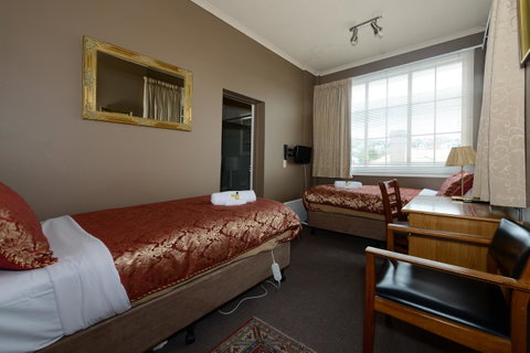 Edinburgh Gallery Bed & Breakfast - Accommodation Brunswick Heads 7