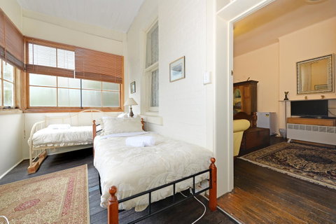 Edinburgh Gallery Bed & Breakfast - Accommodation Brunswick Heads 39