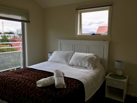 4 At 8 Townhouse Newcastle St - Accommodation Brunswick Heads 1
