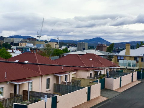 4 At 8 Townhouse Newcastle St - Accommodation Brunswick Heads 5