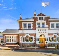 Cygnet Old Bank - Accommodation Brunswick Heads