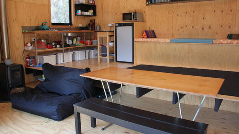 BAY OF FIRES ECO HUT Off Grid Experience At Binalong Bay - Accommodation Brunswick Heads 6