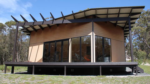 BAY OF FIRES ECO HUT Off Grid Experience At Binalong Bay - Accommodation Brunswick Heads 21