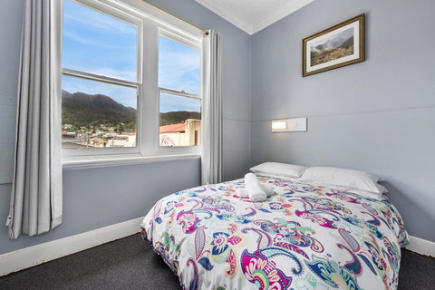 Empire Hotel Queenstown - Accommodation Brunswick Heads 7