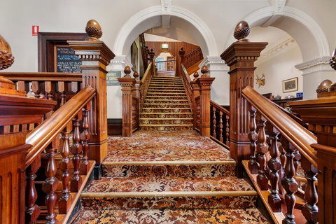 Empire Hotel Queenstown - Accommodation Brunswick Heads 20