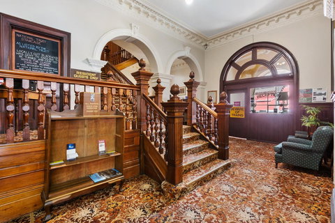 Empire Hotel Queenstown - Accommodation Brunswick Heads 3