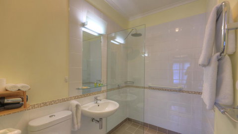 Ashdowns Of Dover - Accommodation Brunswick Heads 12