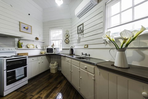 Touchwood Cottages - Accommodation Brunswick Heads 12