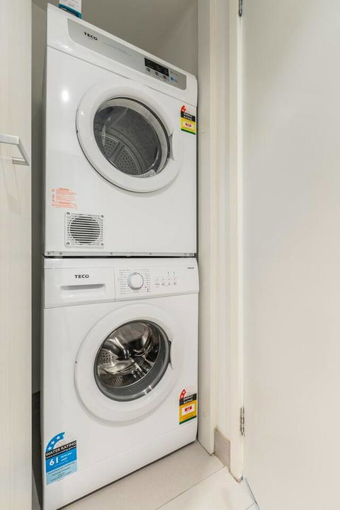 2Bedroom Apartment With Views In Docklands Next To CBD & Marvel Stadium - Accommodation Brunswick Heads 7