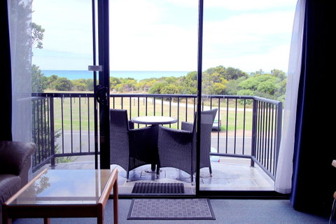 Apollo Bay Waterfront Motor Inn - Accommodation Brunswick Heads 27