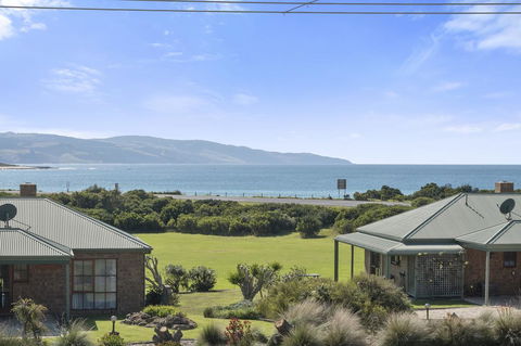 Apollo Bay Cottages - Accommodation Brunswick Heads 1