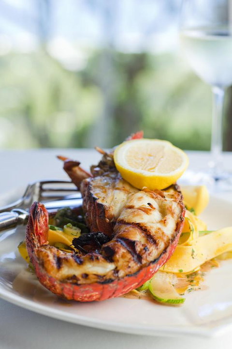 Chris\'s Beacon Point Restaurant & Villas - Accommodation Brunswick Heads 8