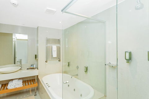 Deep Blue Hotel & Hot Springs - Accommodation Brunswick Heads 37