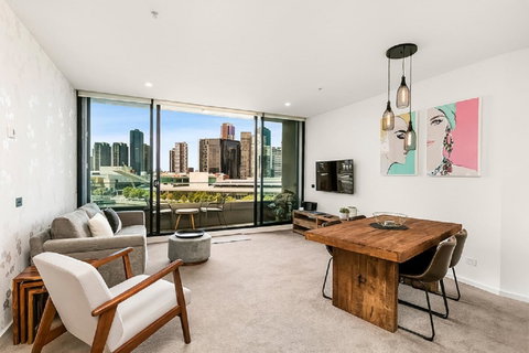 Melbourne Holiday Apartments Flinders Wharf - Accommodation Brunswick Heads 1