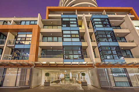 Melbourne Holiday Apartments Flinders Wharf - Accommodation Brunswick Heads 0