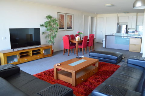 3BR Apartment At Victoria Tower Southbank - Accommodation Brunswick Heads 0