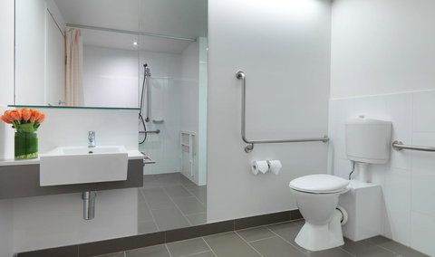 Travelodge Hotel Melbourne Docklands - Accommodation Brunswick Heads 19