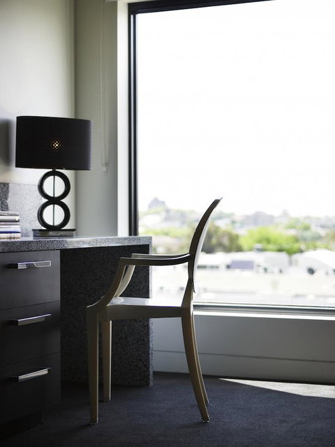 The Cullen Melbourne - Art Series - Accommodation Brunswick Heads 2