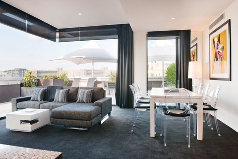 The Cullen Melbourne - Art Series - Accommodation Brunswick Heads 12