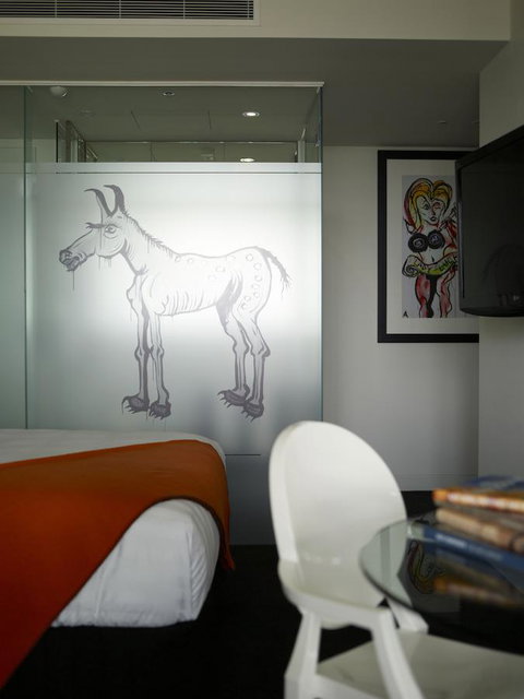 The Cullen Melbourne - Art Series - Accommodation Brunswick Heads 9
