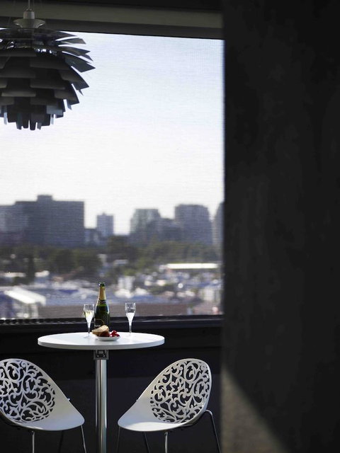The Cullen Melbourne - Art Series - Accommodation Brunswick Heads 40