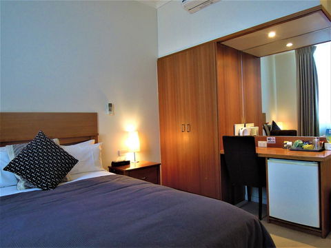 Plough Hotel - Accommodation Brunswick Heads 7