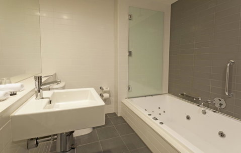 Causeway 353 Hotel - Accommodation Brunswick Heads 9