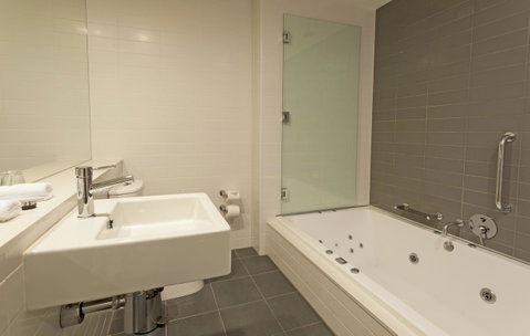 Causeway 353 Hotel - Accommodation Brunswick Heads 29