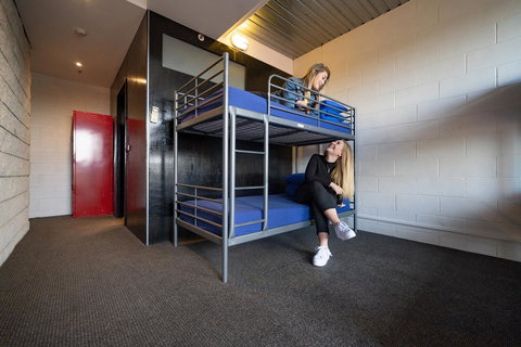 Summer House Melbourne - Accommodation Brunswick Heads 8