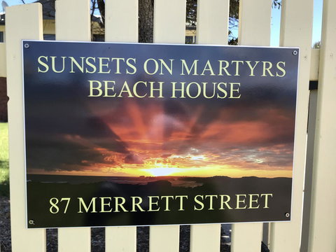 Sunsets On Martyrs Luxury Coastal Beach House Peterborough - Accommodation Brunswick Heads 21