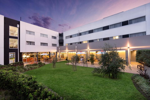 Atura Dandenong - Accommodation Brunswick Heads 21