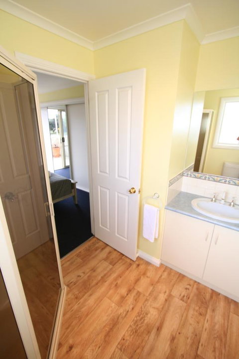 Hamilton Townhouse Motel - Accommodation Brunswick Heads 2