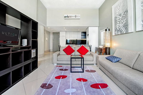 ULTIQA Little Collins (located At The Hero Apartment Building) - Accommodation Brunswick Heads 4