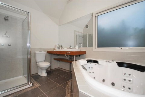 Two Truffles Cottages - Accommodation Brunswick Heads 7