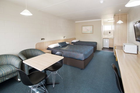 Box Hill Motel - Accommodation Brunswick Heads 2