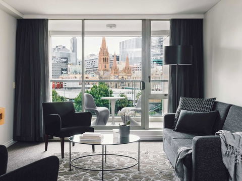 Quay West Suites Melbourne - Accommodation Brunswick Heads 1