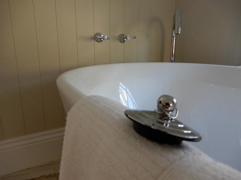 The Chapel Deloraine - Accommodation Brunswick Heads 3