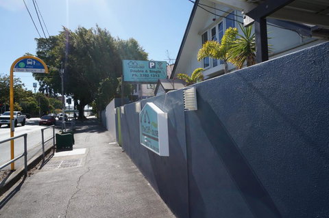 The Cliff House - Accommodation Brunswick Heads 0