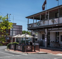 The Corner Hotel Alexandra - Accommodation Brunswick Heads