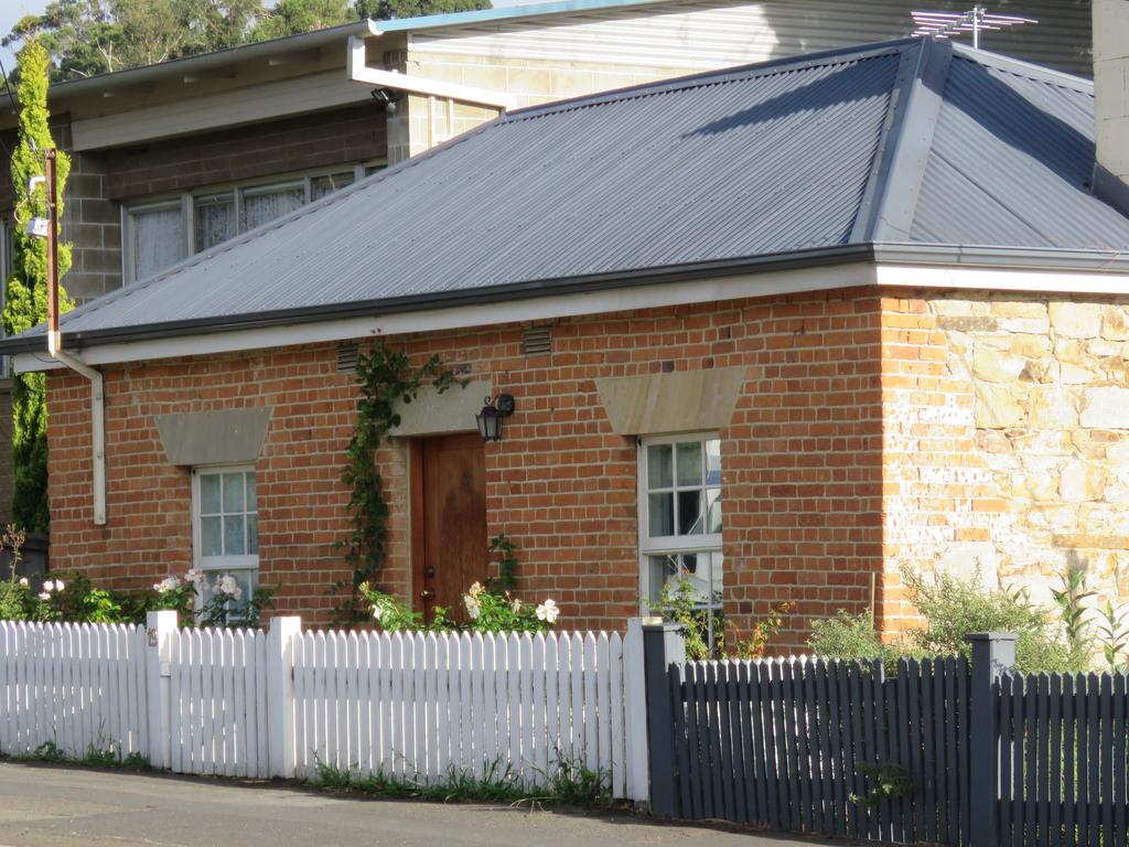 Hobart ACT Accommodation Brunswick Heads