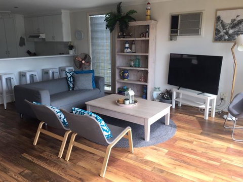 The Esplanade Holiday Home - Accommodation Brunswick Heads 1