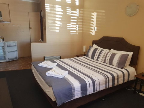 The Flinders Hotel Motel Port Augusta - Accommodation Brunswick Heads 0