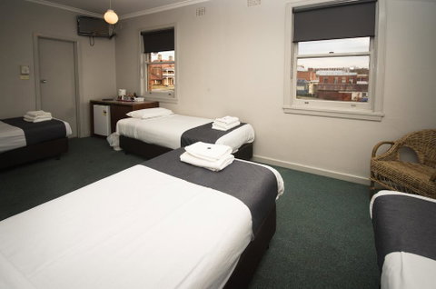 The George Hotel - Accommodation Brunswick Heads 1