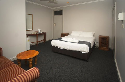The George Hotel - Accommodation Brunswick Heads 3