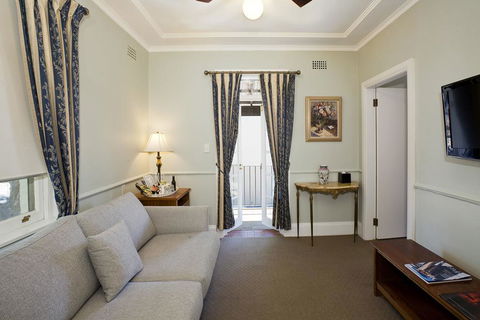 The Hughenden Boutique Hotel - Accommodation Brunswick Heads 2