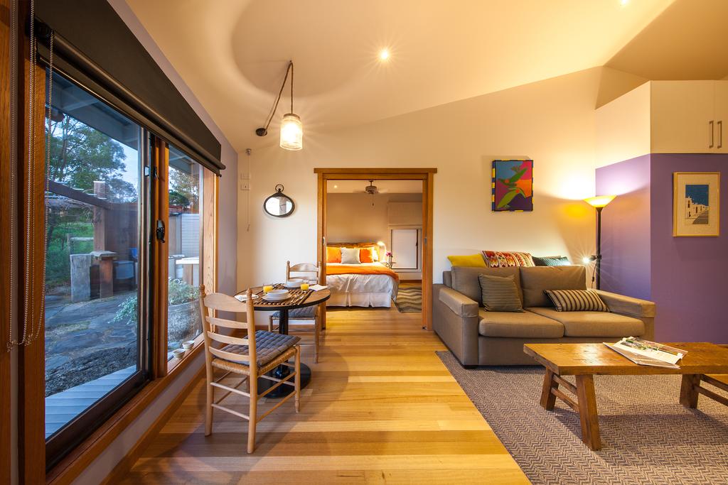 Research VIC Accommodation Brunswick Heads
